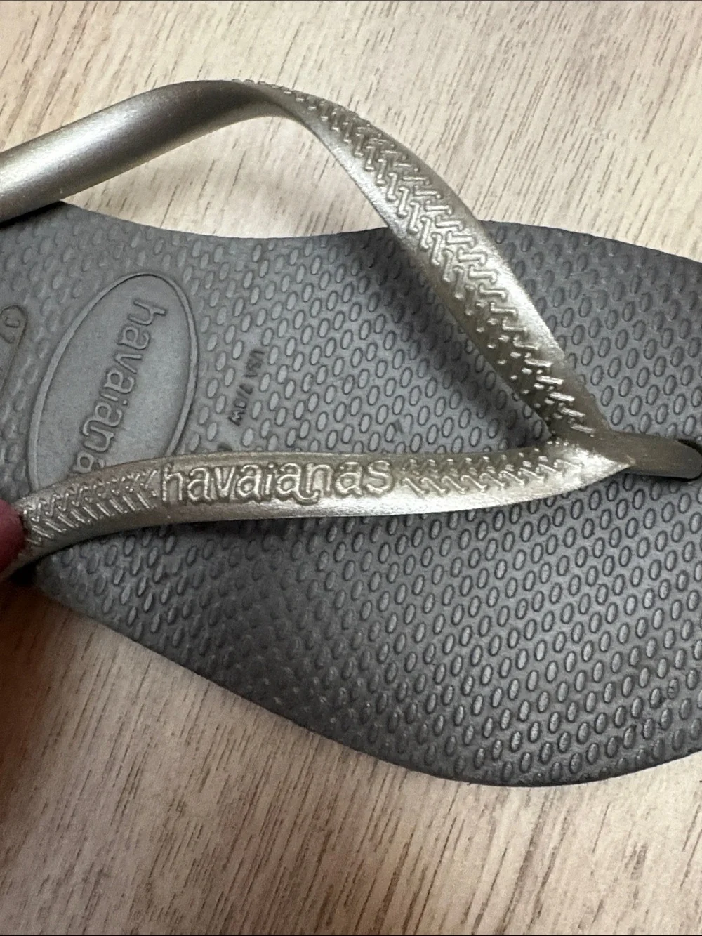 Silver Havaianas Slim Flip Flop Sandals for Women Size 7/8W
